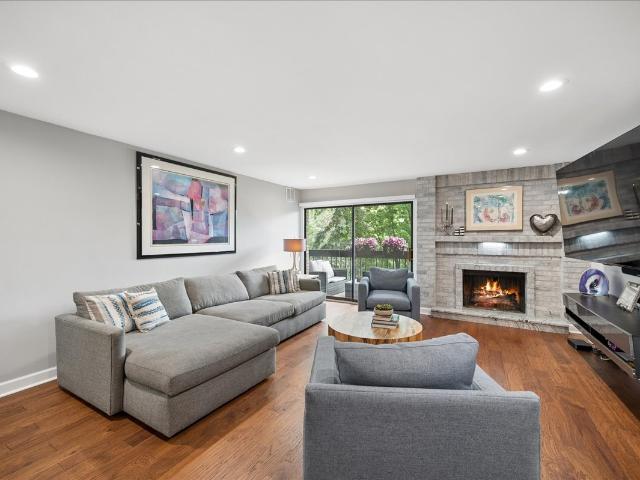 Condo for sale in Northbrook, Illinois