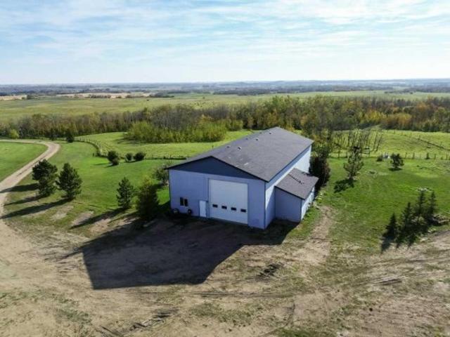 House for sale in Alberta