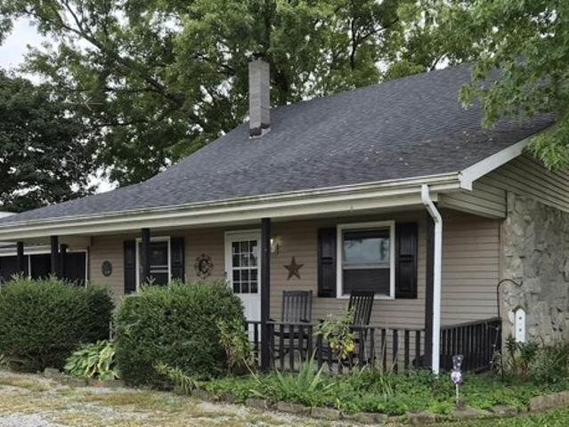 House for sale in Flora, Carroll County