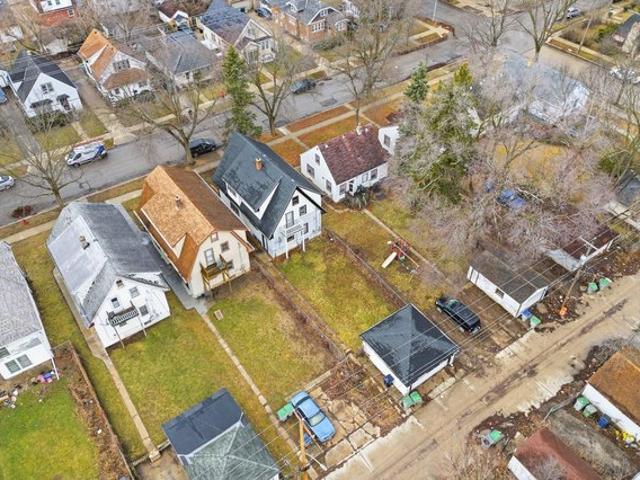 House for sale in Milwaukee, Wisconsin