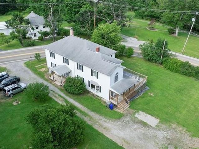 House for sale in Bakerstown, Pennsylvania