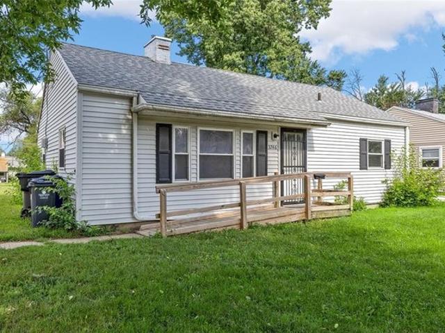 House for sale in Linn, Iowa
