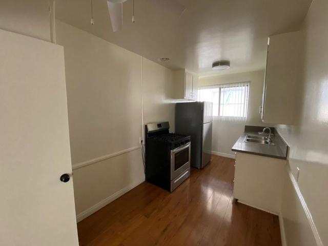Apartment for rent in Canoga Park, California