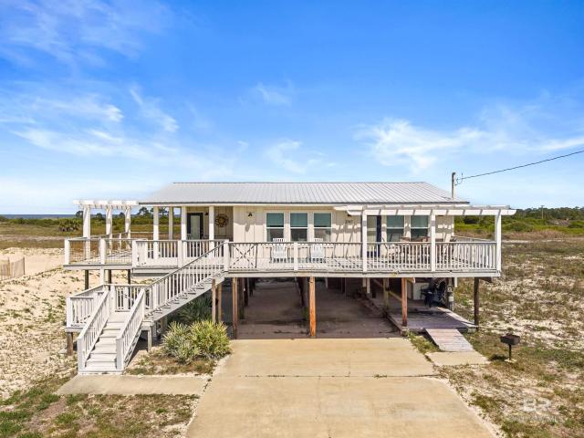 House for sale in Gulf Shores, Alabama