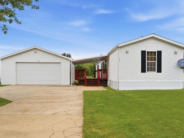 House for sale in Mount Morris, Ogle County