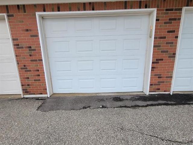 Condo for sale in Clinton Township, Michigan