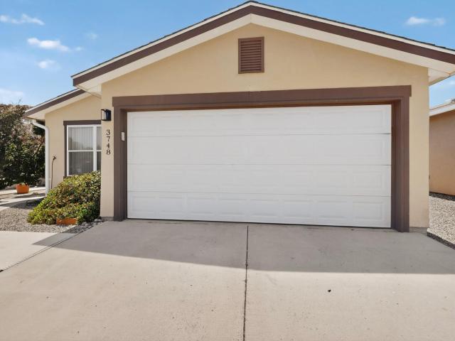 House for sale in Rio Rancho, New Mexico
