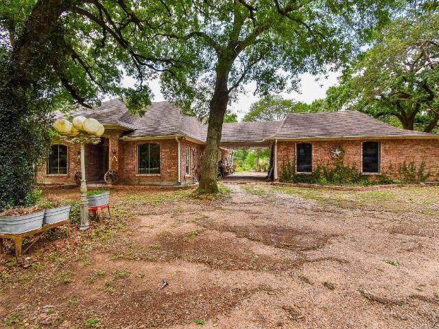 Property for sale in Pattison, Texas