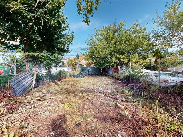 Land for sale in Arverne, New York