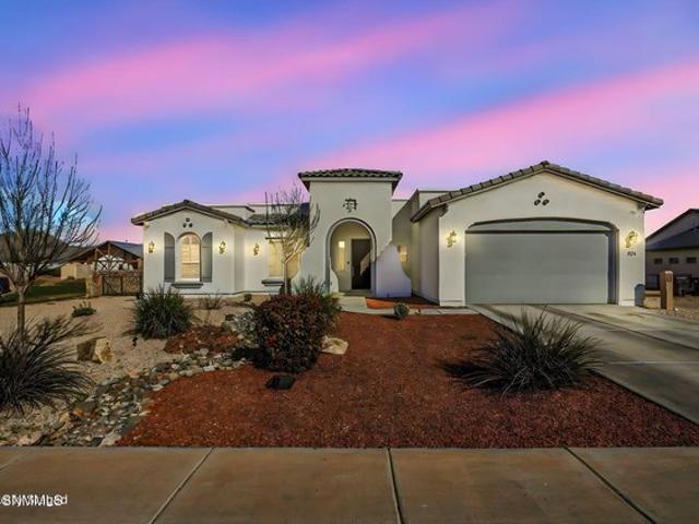 House for sale in Dona Ana, New Mexico