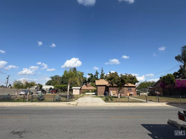 House for sale in Wasco, California