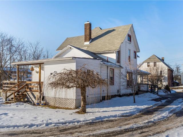 House for sale in Mercer, Pennsylvania
