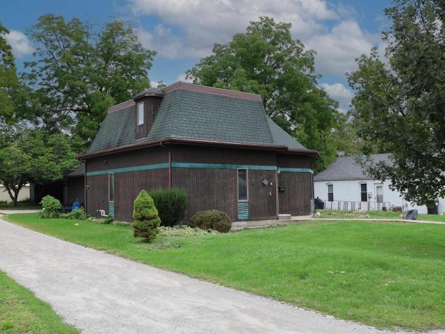 House for sale in Columbia City, Whitley County