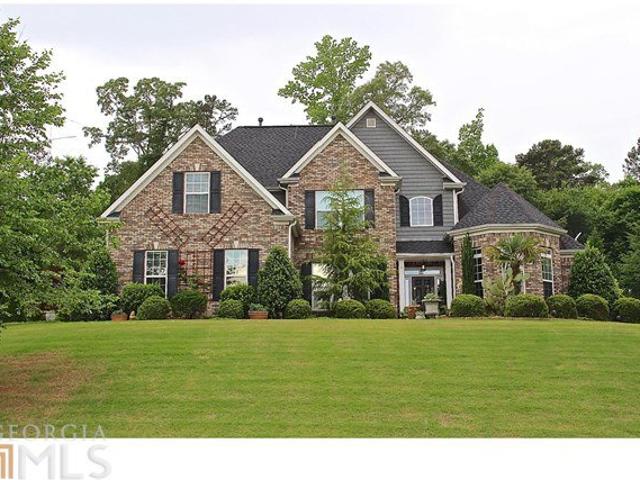 House for sale in Sharpsburg, Georgia