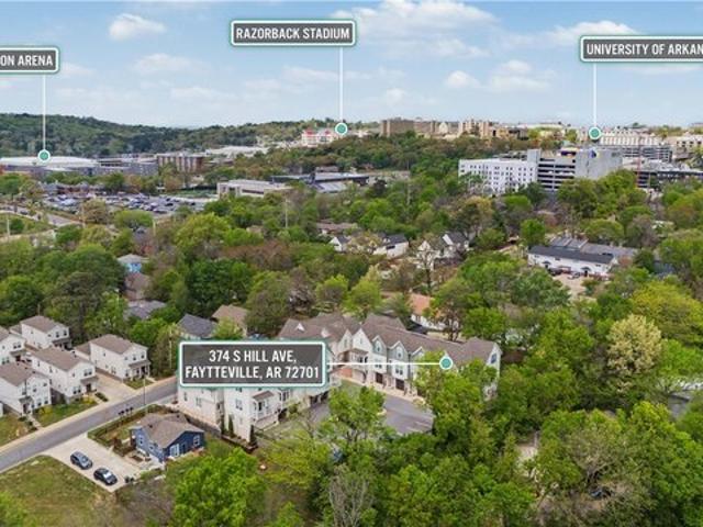 Townhouse for sale in Atmosphere, Fayetteville
