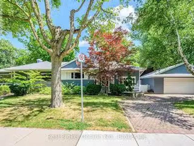House for sale in Oakville, Ontario