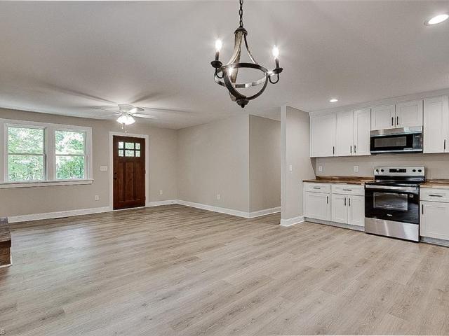 House for sale in Seagrove, North Carolina