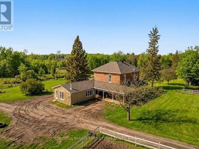 House for sale in Rideau Lakes, Ontario