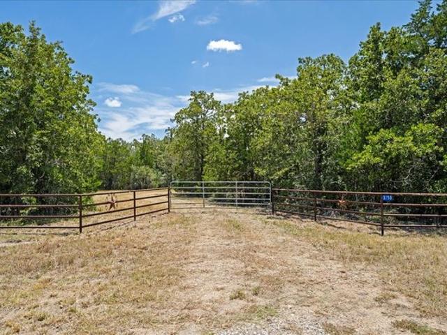 Land for sale in Muldoon, Texas
