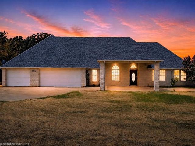 House for sale in Kennedale, Texas
