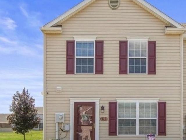 Townhouse for sale in Dover, Pennsylvania