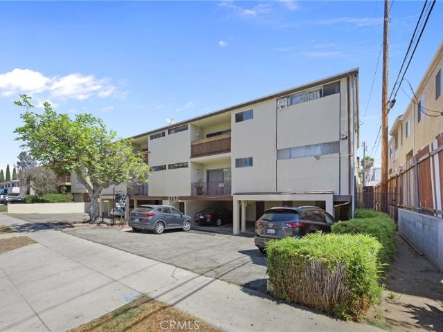 House for sale in Palms, Los Angeles
