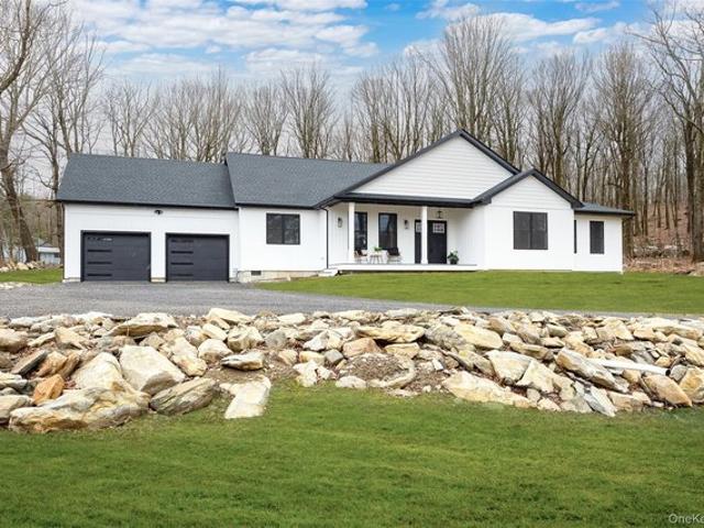 House for sale in Holmes, New York