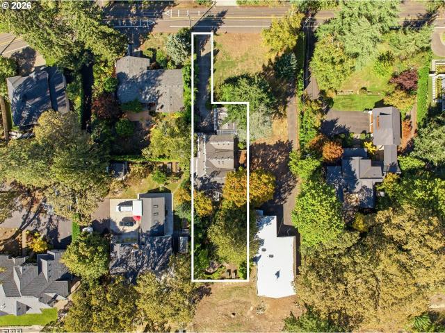 House for sale in Lake Grove, Lake Oswego