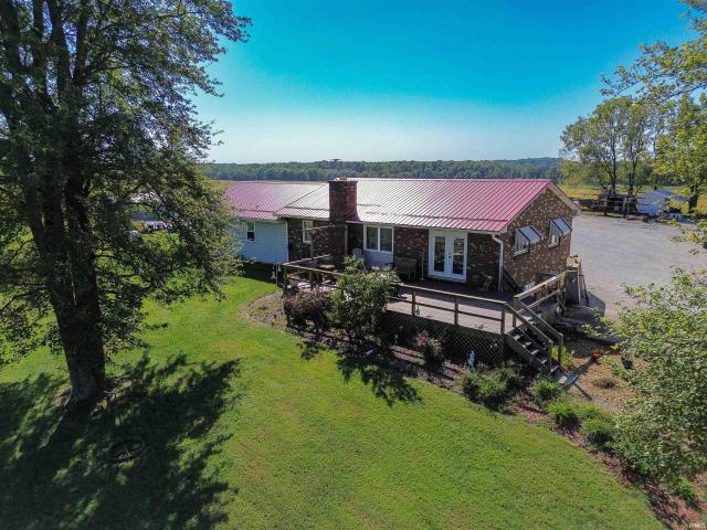 House for sale in Washington, Indiana
