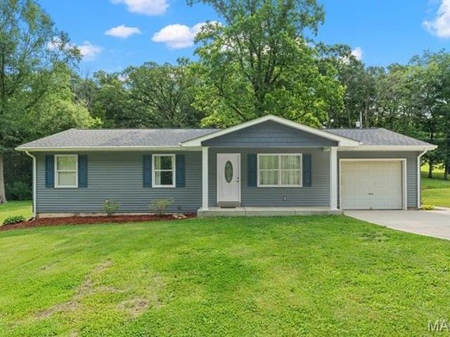 House for sale in Pacific, Missouri