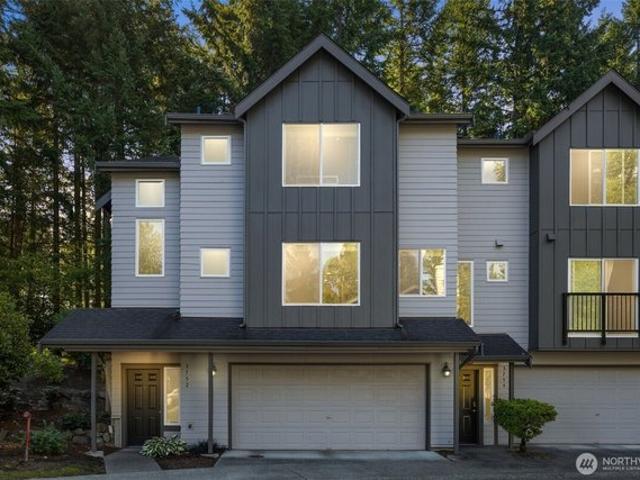 Townhouse for sale in Oxford Park, Sammamish