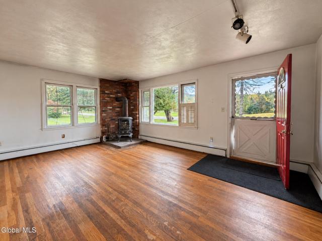House for sale in Hannacroix, Town of New Baltimore