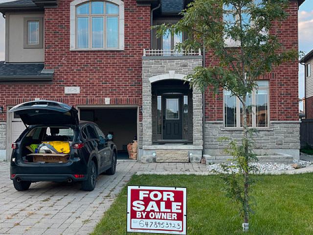 House for sale in London