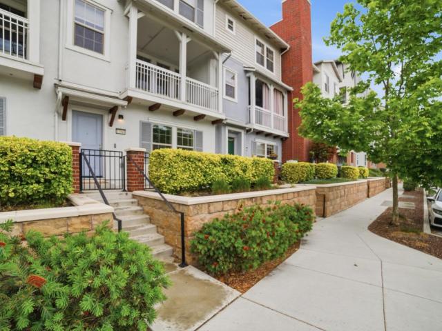 Condo for sale in Newark, California