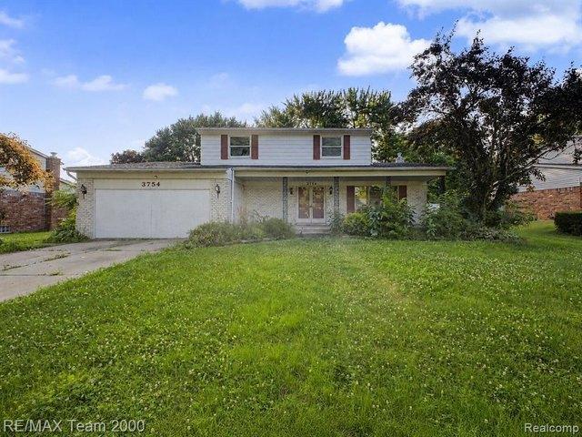 House for sale in Troy, Michigan