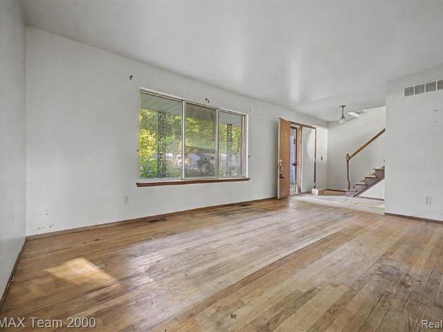 House for sale in Troy, Michigan
