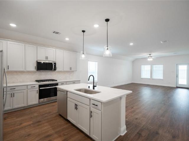 House for sale in Ellis, Texas