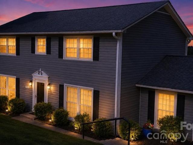 House for sale in Hickory, Catawba County