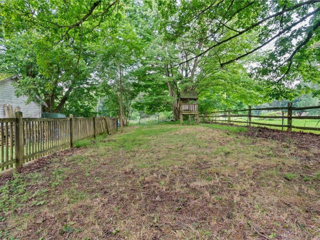 House for sale in Bakerstown, Pennsylvania