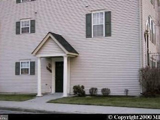 Condo for sale in Camp Springs, Maryland