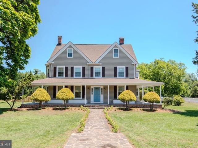 House for sale in Charlotte Hall, Maryland