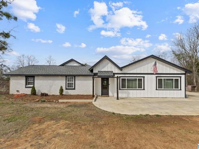 House for sale in Clanton, Alabama