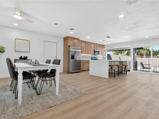 House for sale in Farmers Branch, Texas
