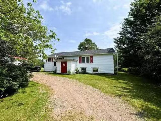 House for sale in Parrsboro, Nova Scotia