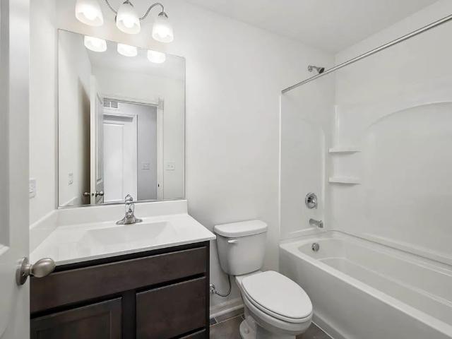 Townhouse for sale in Bristol, Illinois