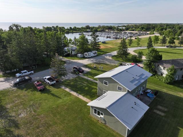House for sale in Warroad, Minnesota