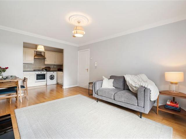 Apartment for sale in Bluebell, North Tipperary