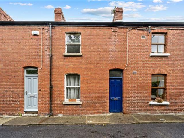 Terraced House for sale in Dundrum, North Tipperary