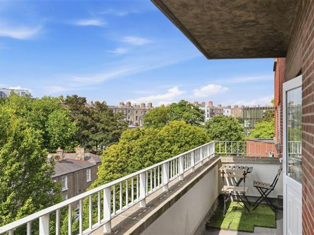 Apartment for sale in Bluebell, North Tipperary