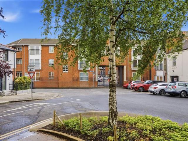 Apartment for sale in Bluebell, North Tipperary